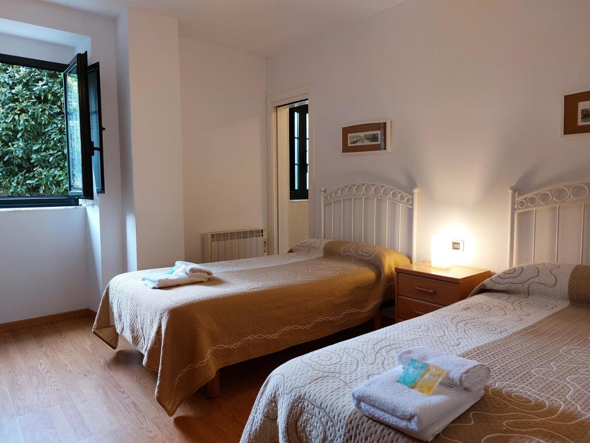 Hospederia Externa Del Monasterio Hotel Samos Luaran gambar